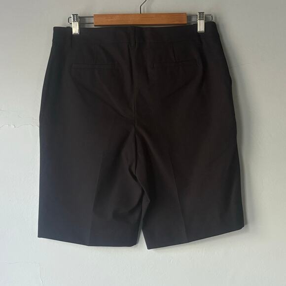 Lafayette 148 New‎ York Women’s Black Bermuda Shorts  Size 6 - Picture 6 of 6